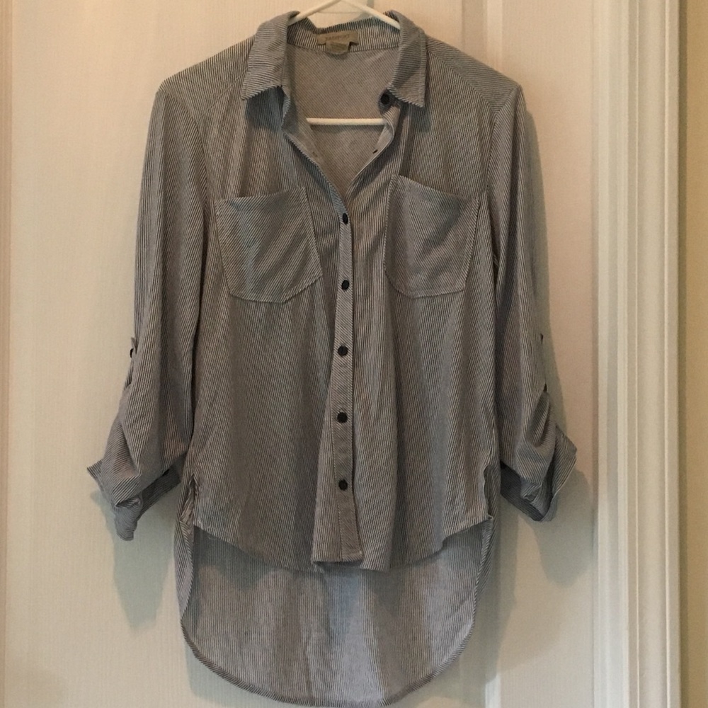 Juniors Pinstripe blouse